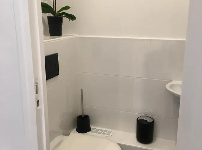 A Deux Pas Des Champs Elysees