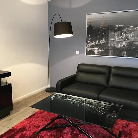 A Deux Pas Des Champs Elysees Appartement *